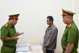 An ninh - Xã hội - Thù tức chuyện cũ rút dao đâm chủ nhà tử vong khi được mời nhậu