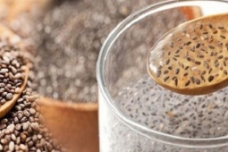 Làm đẹp - Cách làm đẹp da từ trong ra ngoài với hạt chia