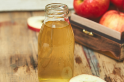 Làm đẹp - Uống giấm táo trước khi ăn có giúp giảm cân?