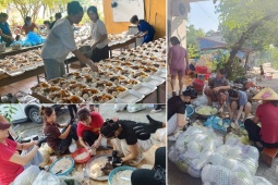 Bạn trẻ - Cuộc sống - Người dân Hòa Bình chở 6 xe thực phẩm đến Thái Nguyên nấu cơm cho vùng lũ