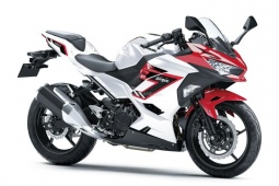 Kawasaki Ninja 250 và Z250 2026 trình với bộ cánh cực "đã mắt", giá từ 121 triệu đồng!