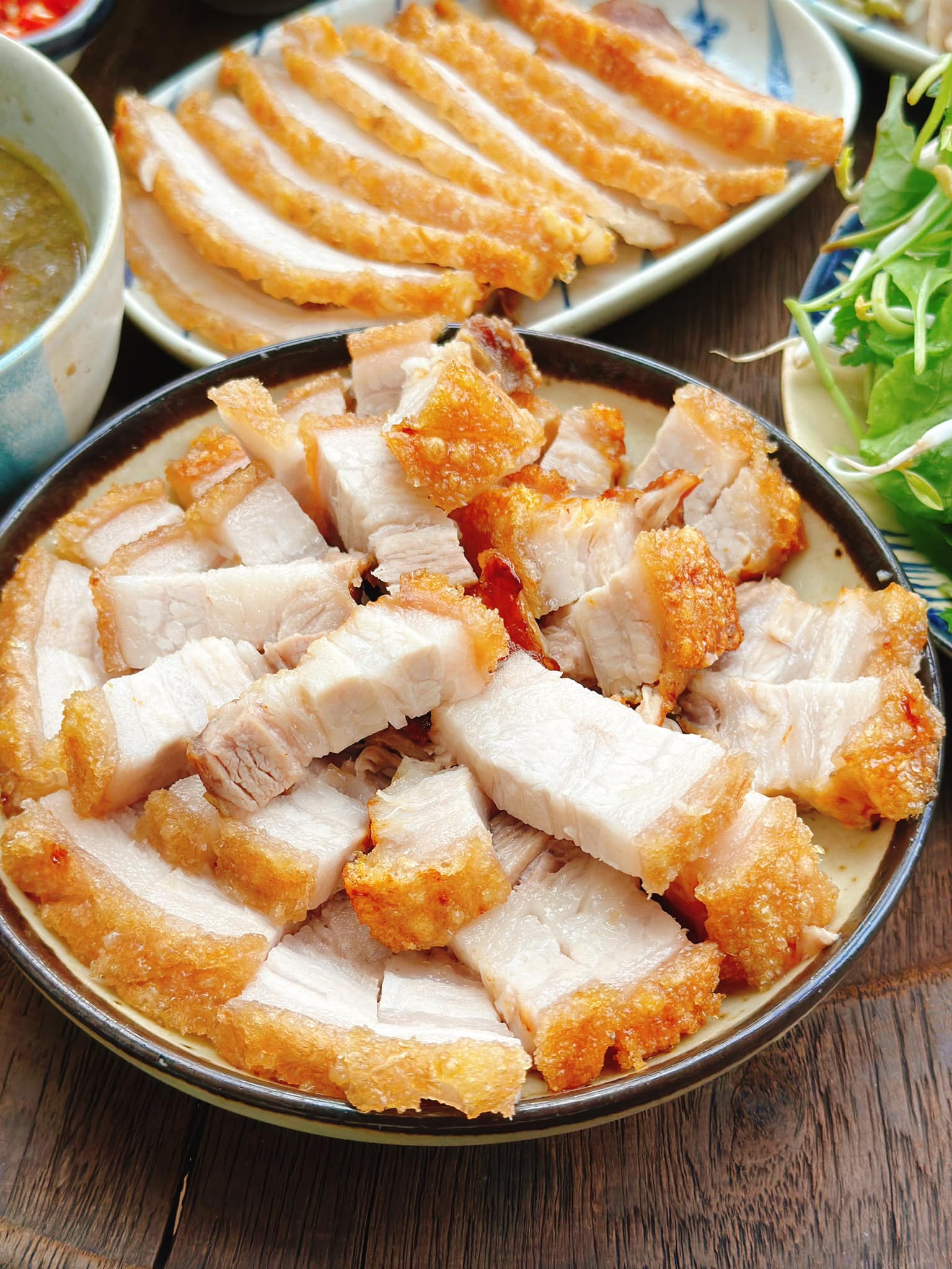 Thái miếng vừa ăn.
