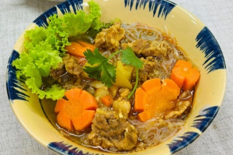 Công thức đơn giản làm hủ tiếu bò kho ngon hơn ngoài tiệm