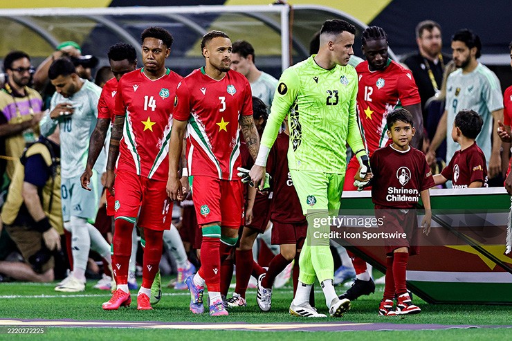 Đội tuyển Suriname có nhiều cầu thủ đang thi đấu ở Hà Lan