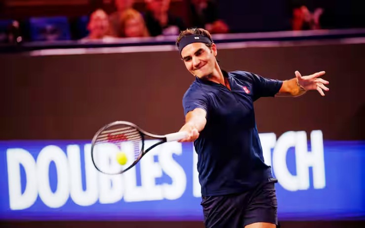 Trước trận, Federer ca ngợi quá trình tập luyện của Chân Tử Đan và Ngô Lỗi: “Thật tuyệt khi các bạn cảm thấy hồi hộp, điều đó cho thấy bạn thực sự chú tâm tới việc tập luyện và tôi nghĩ các bạn đã làm rất tốt. Cảm ơn mọi người đã đến đây, tôi có thể thấy các bạn đã trải qua khoảng thời gian tuyệt vời cũng như luyện tập chăm chỉ để chuẩn bị cho trận đấu"