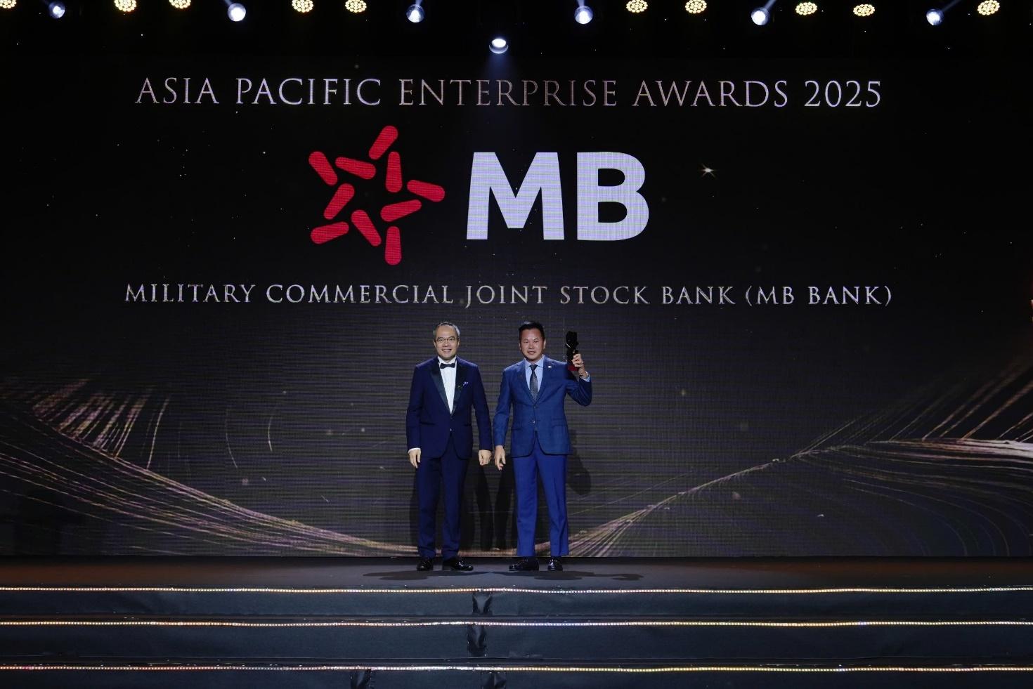 Đây là lần thứ sáu liên tiếp MB nhận giải thưởng danh giá này