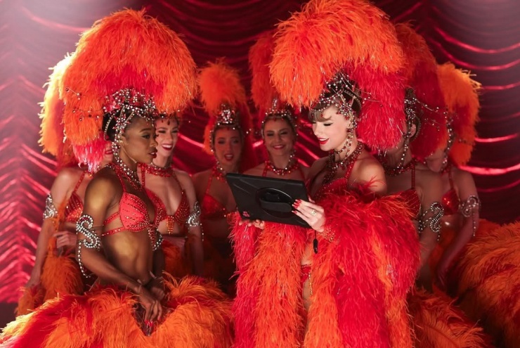 &#39;Bữa tiệc&#39; thời trang của Taylor Swift trong MV mới - 7