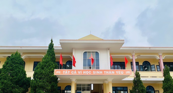 Trường Tiểu học và THCS Thuận Đức