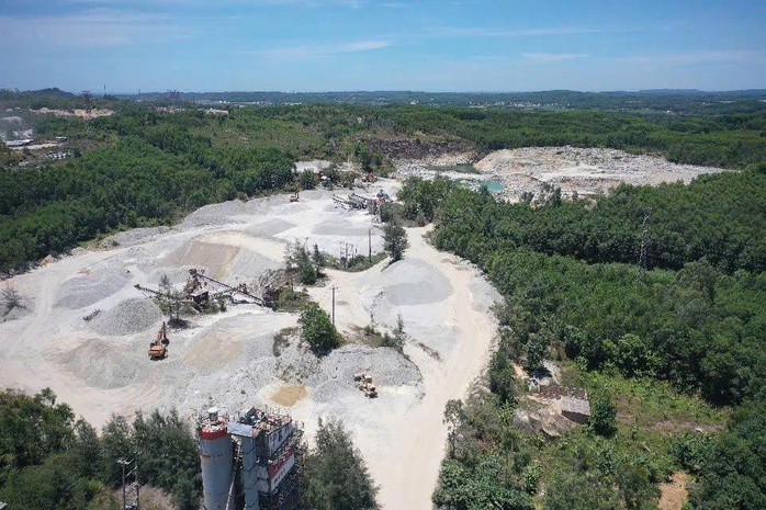 Mỏ đá nơi xảy ra vụ tai nạn