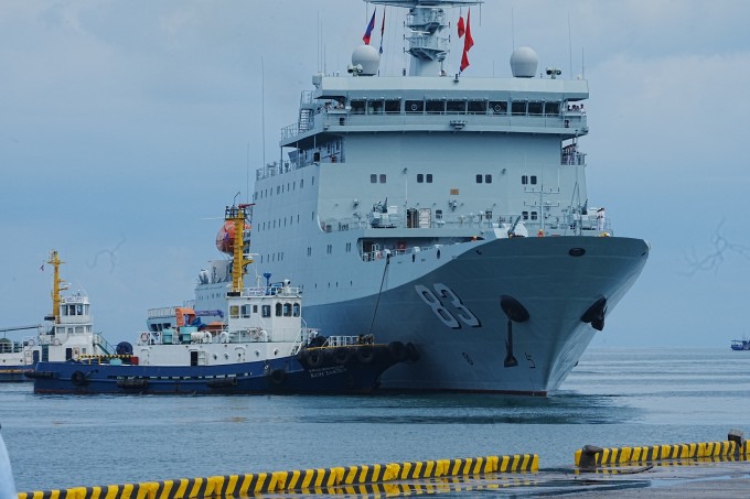 Tàu huấn luyện Qi Jiguang của Trung Quốc cập cảng ở Sihanoukville, miền nam Campuchia ngày 10/10. Ảnh: AFP