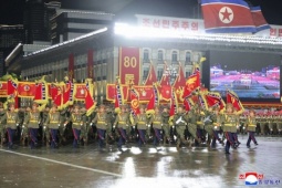 Thế giới - Các đội hình quân nhân, khí tài trong lễ duyệt binh Triều Tiên