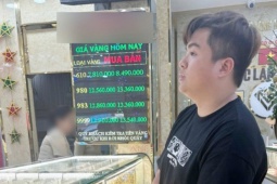 An ninh - Xã hội - Đến nhà bạn học chơi, lẻn vào buồng “chôm” vàng của mẹ bạn