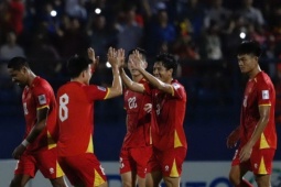 Đội tuyển Việt Nam vừa cạnh tranh với Malaysia vừa chờ… FIFA