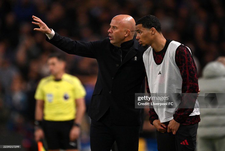 Liverpool muốn giữ chân HLV Slot lâu dài