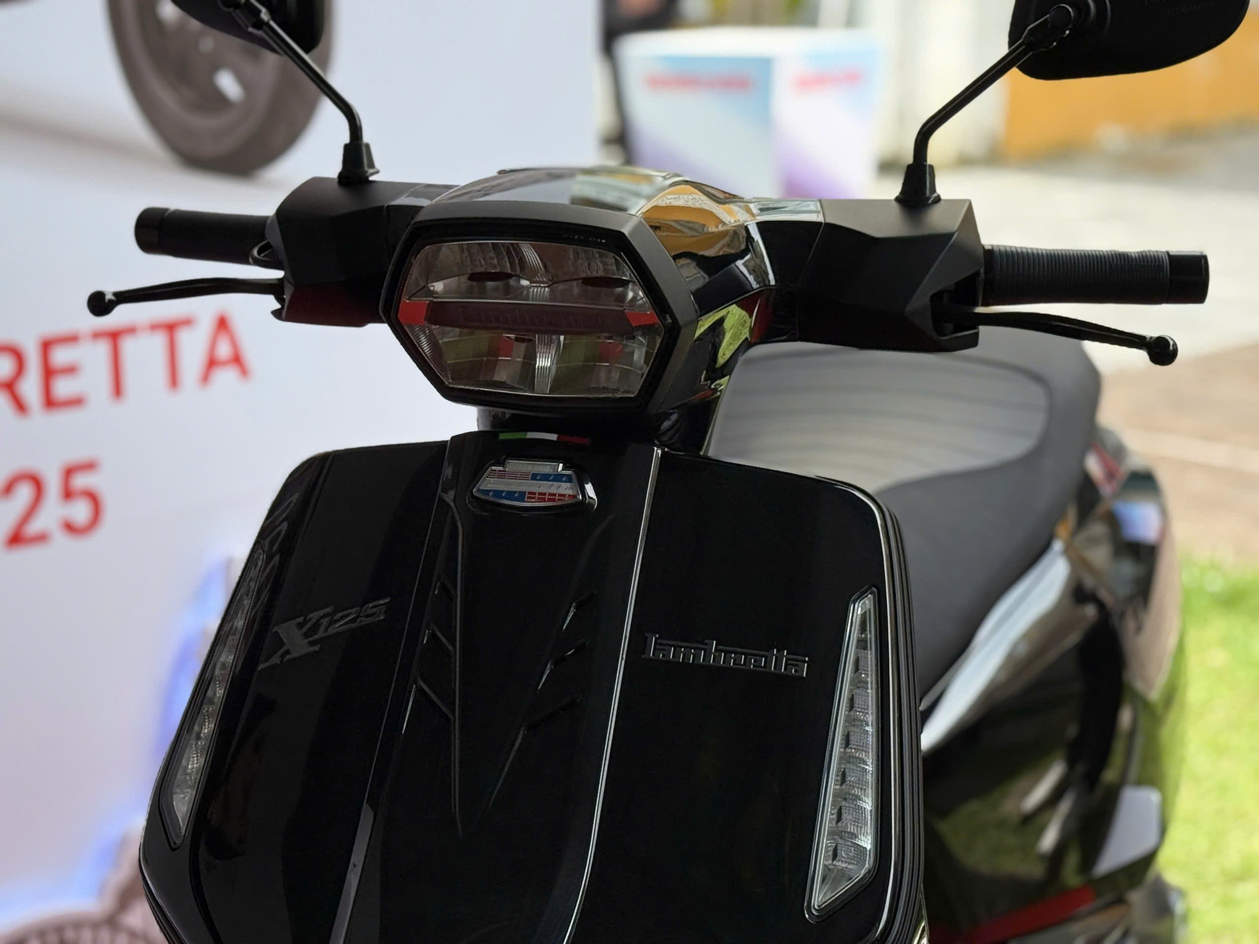 Lambretta X125 có thiết kế trẻ trung, công nghệ hiện đại