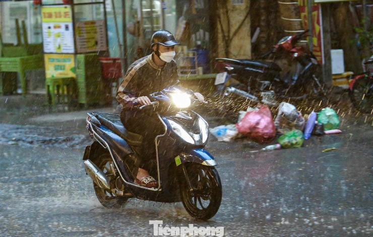 Từ đêm mai, miền Bắc có mưa lớn.