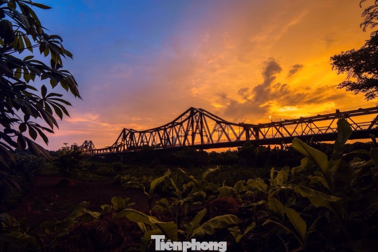 Sắc thu dịu dàng phủ khắp Hà Nội khiến lòng người đắm say - 26