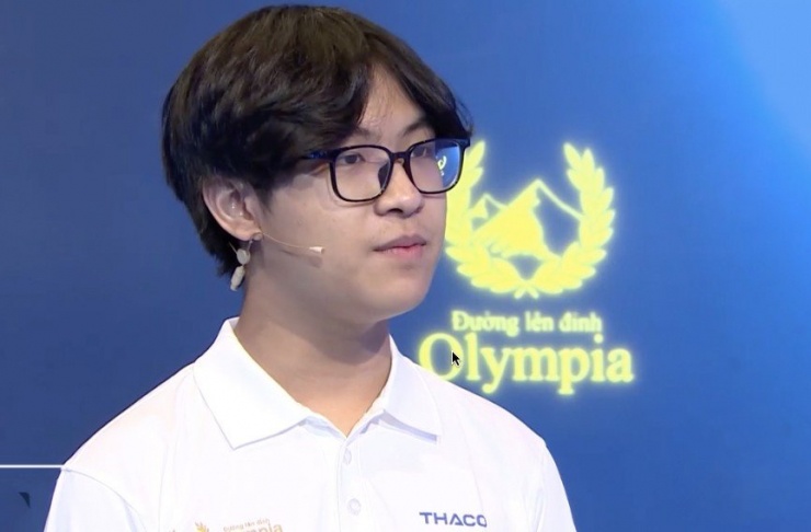 Bảo Khánh thể hiện bản lĩnh, thi đấu tự tin.