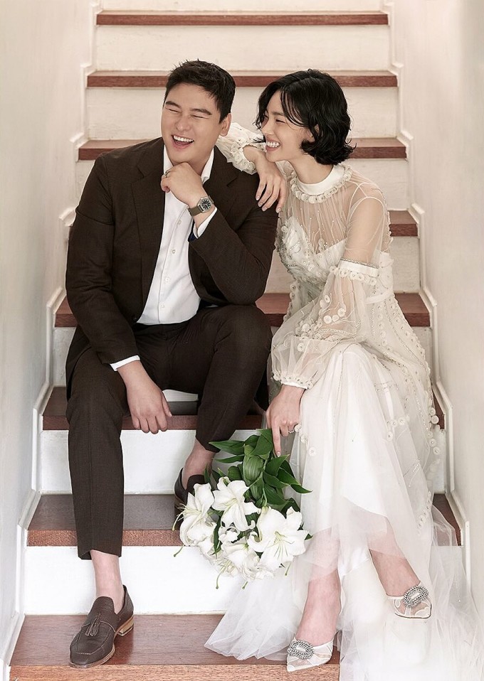 Lee Jang Woo và Cho Hye Won bắt đầu mối quan hệ thông qua bộ phim 'My Only Side' năm 2019, công khai chuyện tình cảm năm 2023.