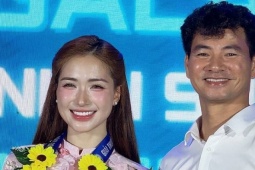 Hòa Minzy nhận danh hiệu 'Thanh niên sống đẹp'