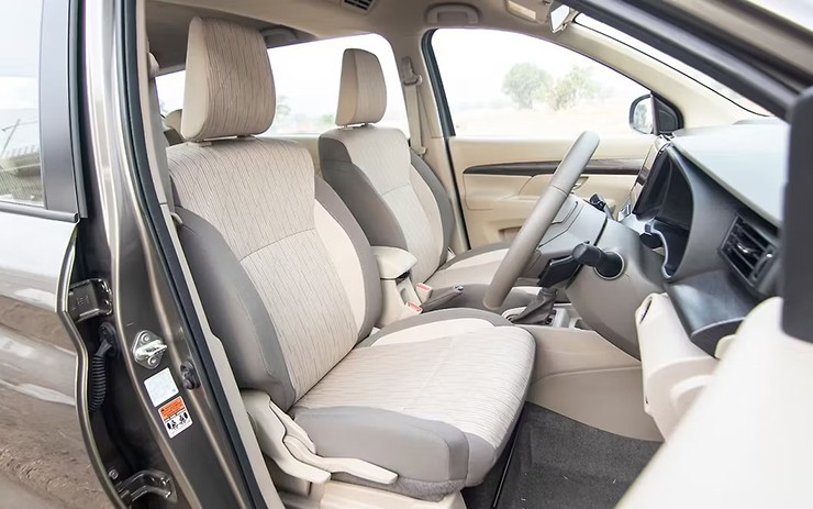 Toyota Rumion trang bị 6 túi khí tiêu chuẩn, giá từ 304 triệu đồng - 7