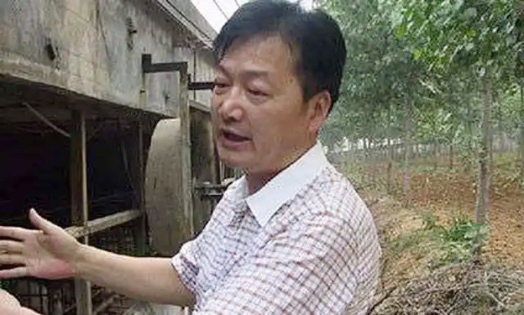 Bỏ việc ổn định về quê nuôi lợn, nay nắm trong tay khối tài sản gần 500 nghìn tỷ đồng - 3