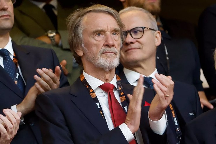 Sir Jim Ratcliffe nắm giữ 28,9% cổ phần của Man Utd