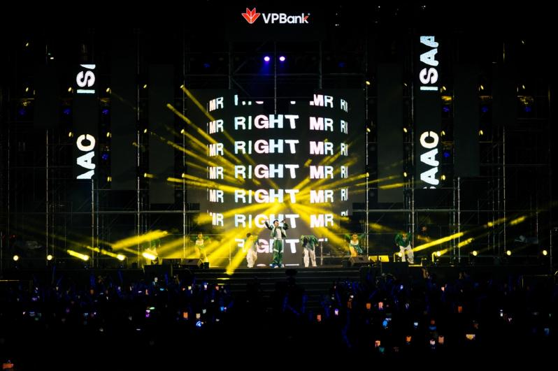 Prime Night - đêm nhạc bùng nổ của ISAAC, DLow, CAPTAIN BOY, MOMO - 2