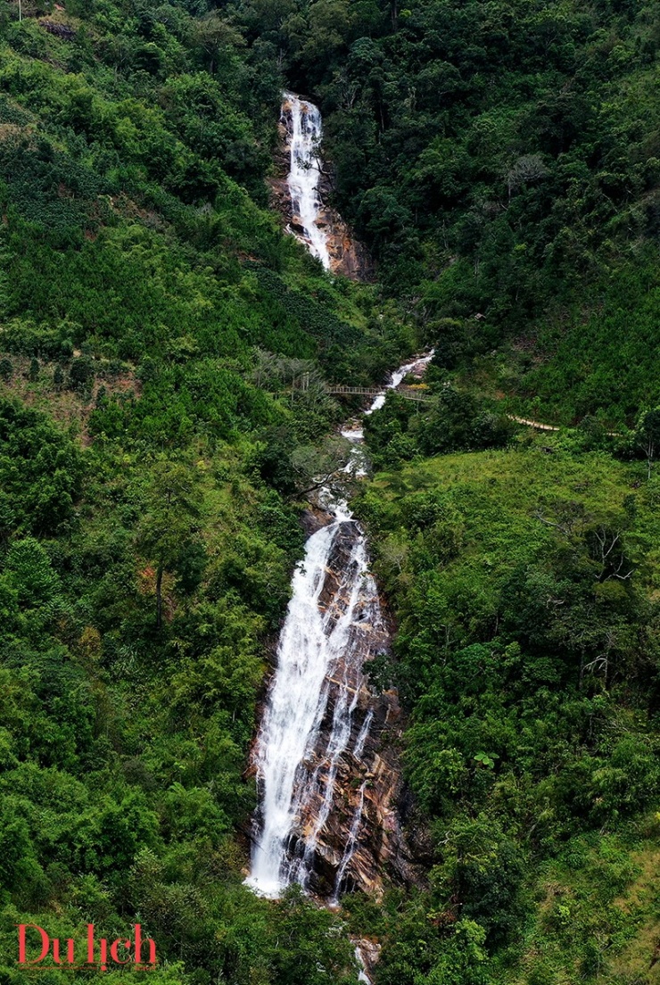 Khám phá thác Y Hai, biểu tượng hạnh phúc giữa đại ngàn Măng Ri - 1
