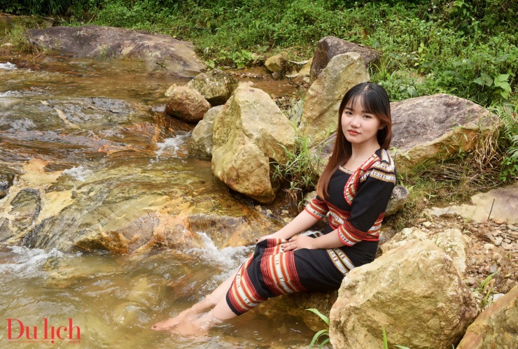 Khám phá thác Y Hai, biểu tượng hạnh phúc giữa đại ngàn Măng Ri - 8