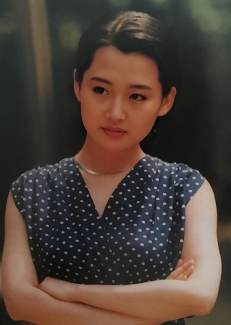 Diễn viên đặt tên tiếng Anh cho bản thân là Summer, với ý nghĩa mùa hè đầy nắng, sôi động.