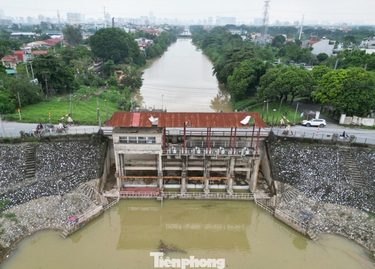 Cận cảnh vị trí chuẩn bị xây trạm bơm tiêu úng hơn 4.200 tỷ đồng lớn nhất Hà Nội - 1