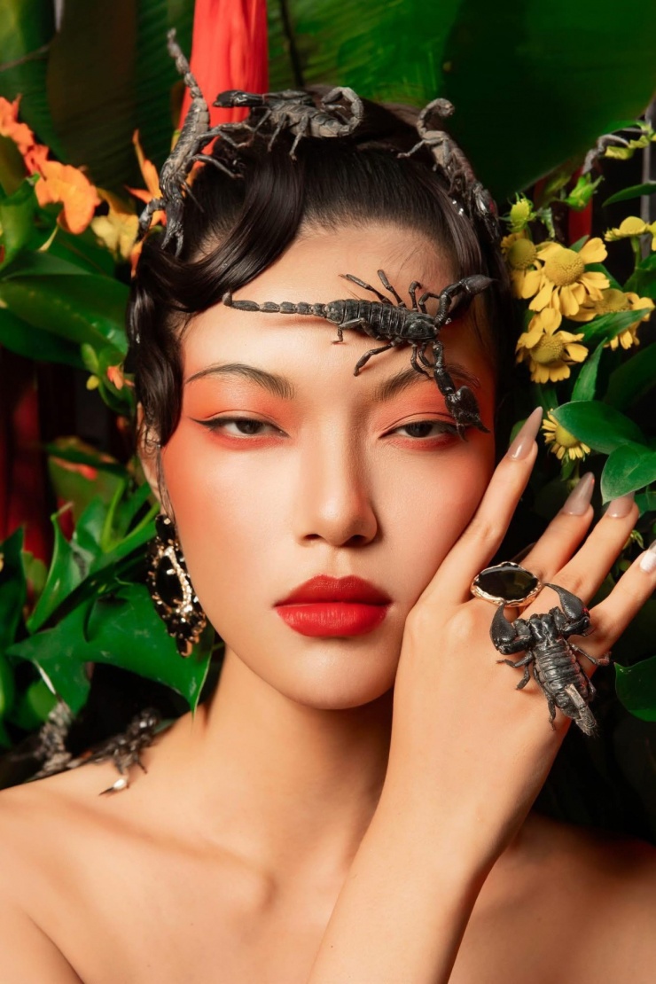 Người đẹp được nhận xét có gương mặt thuần Á Đông, thích hợp với những concept mang tính high fashion.