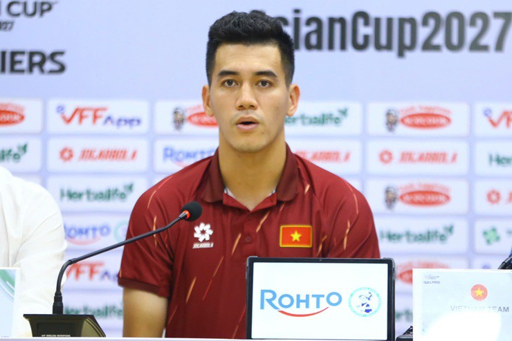 Họp báo ĐT Việt Nam - Nepal: Thầy Kim báo tin dữ về Bùi Tiến Dũng, muốn thắng đậm - 5