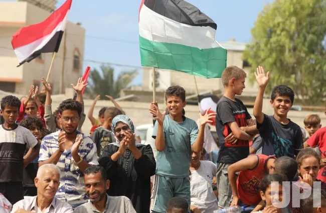 Chờ đợi ‘Thượng đỉnh vì Hòa bình’ Trung Đông với sự chủ trì của ông Trump - 1