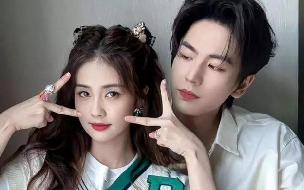 Mối quan hệ tình ái mập mờ của Bạch Lộc và Trương Lăng Hách từng nhận được sự chú ý lớn từ truyền thông lẫn công chúng xứ tỷ dân.