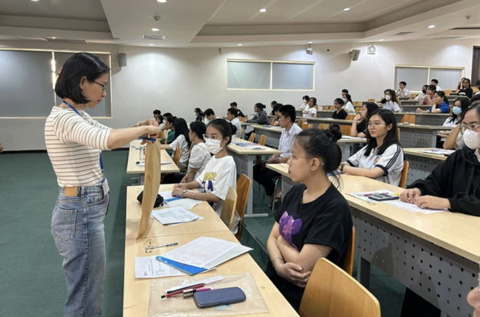 Thí sinh dự kỳ thi đánh giá năng lực do ĐHQG TP HCM tổ chức