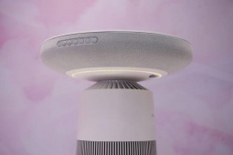 Máy lọc không khí tích hợp loa di động 30W, mặt bàn sạc không dây Qi