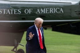 Thế giới - Ông Trump sẽ "bàn" với ông Putin việc cung cấp tên lửa Tomahawk cho Ukraine