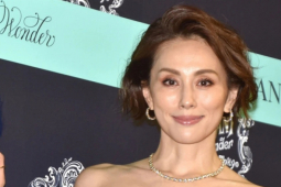 Giải trí - Nữ diễn viên 50 tuổi bị điều tra và khám nhà vì nghi liên quan đến ma túy