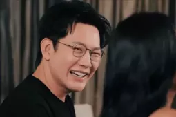 Thời trang - Ông Nawat chê bai ngoại hình thí sinh Hoa hậu Hòa bình