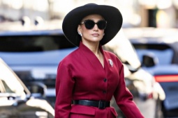 Phong cách mùa thu của Jennifer Lopez