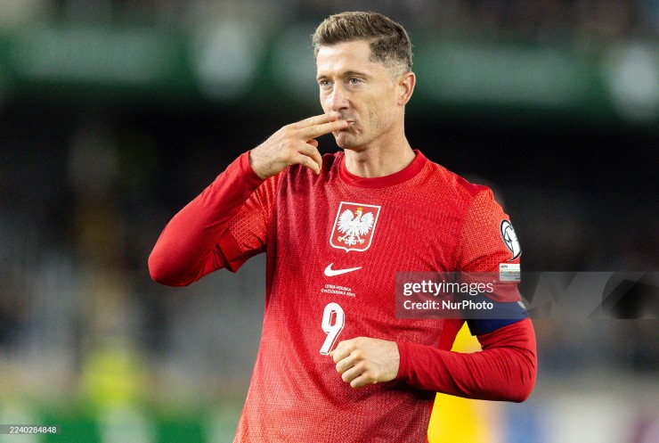 Lewandowksi tiếp tục ghi bàn cho Ba Lan ở vòng loại World Cup&nbsp;