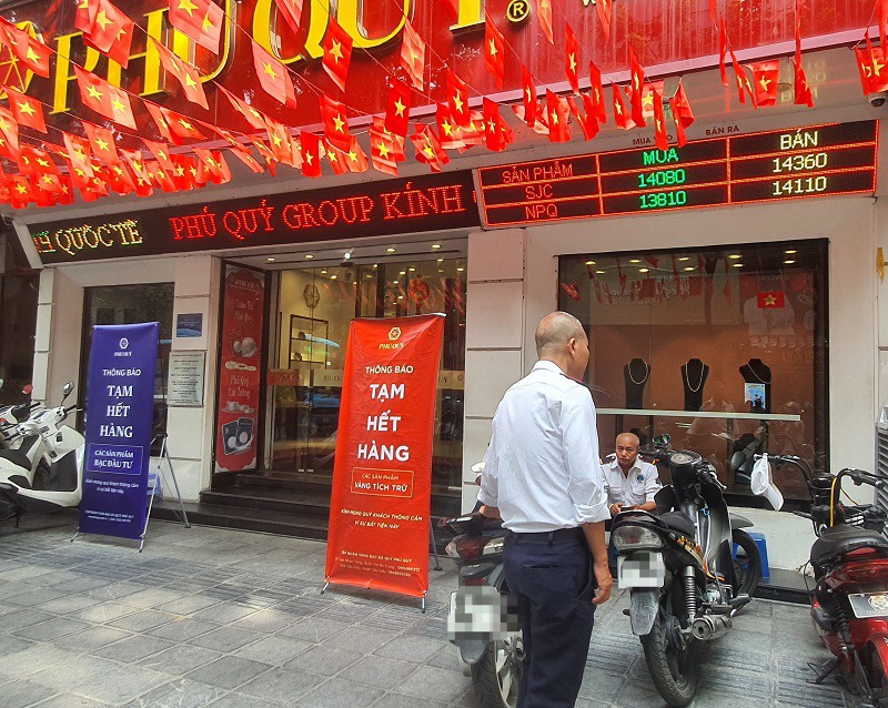 Phú Quý thông báo hết vàng tích trữ và hết bạc thỏi, bạc miếng.