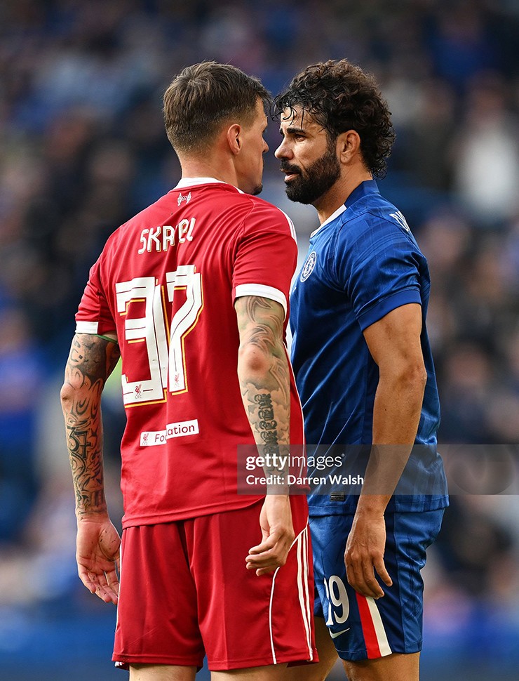 Hai “ông vua va chạm” tái hiện màn đối đầu nảy lửa