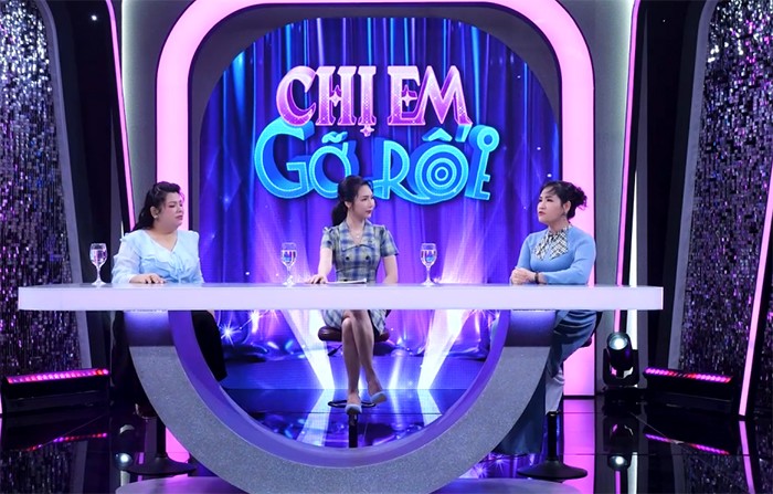 "Chị em gỡ rối" đưa khán giả đến với những câu chuyện thật về tiền bạc.