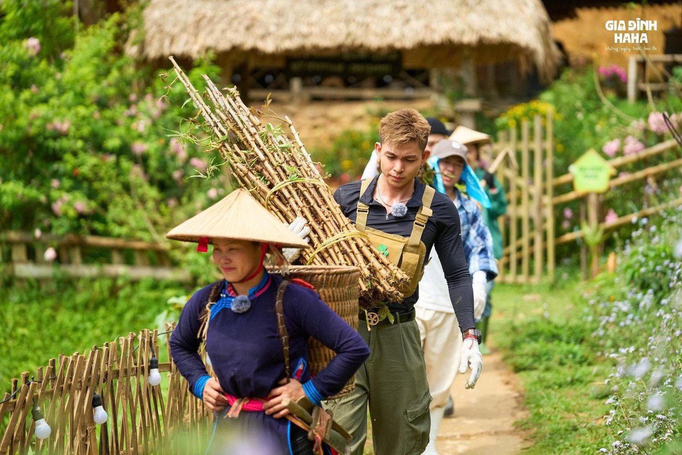 Nhà sản xuất Gia đình Haha nổi giận - 7