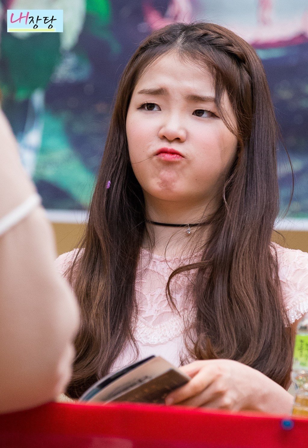 Seunghee ăn uống kiêng khem để siết cân, nhưng sức khỏe cũng xuống dốc theo.