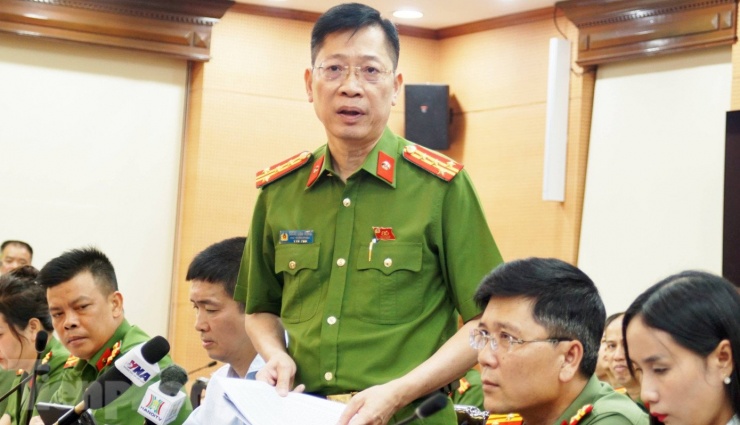 Đại tá Thành Kiên Trung - Phó trưởng Phòng Cảnh sát Kinh tế Công an TP Hà Nội thông tin về vụ án.