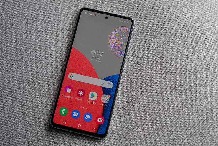  Galaxy A52s là một trong bốn mẫu điện thoại không còn được Samsung hỗ trợ từ sau tháng 10/2025.